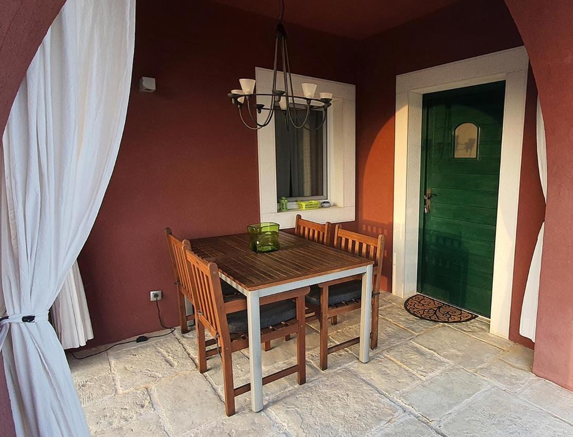 Apartments Macaklin Vodice Exterior foto